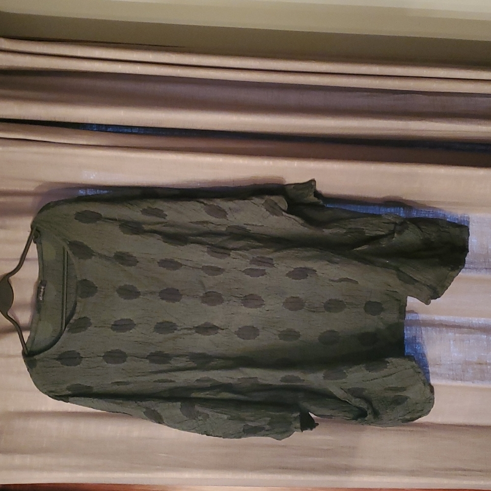 Cut loose tunic